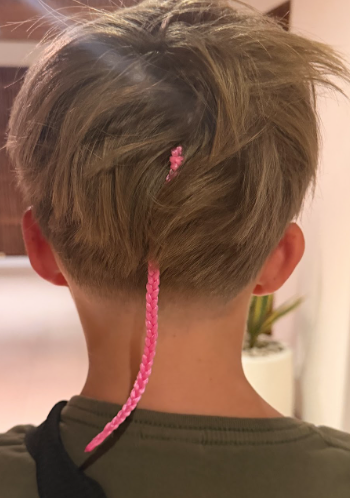 Single accent braid detail